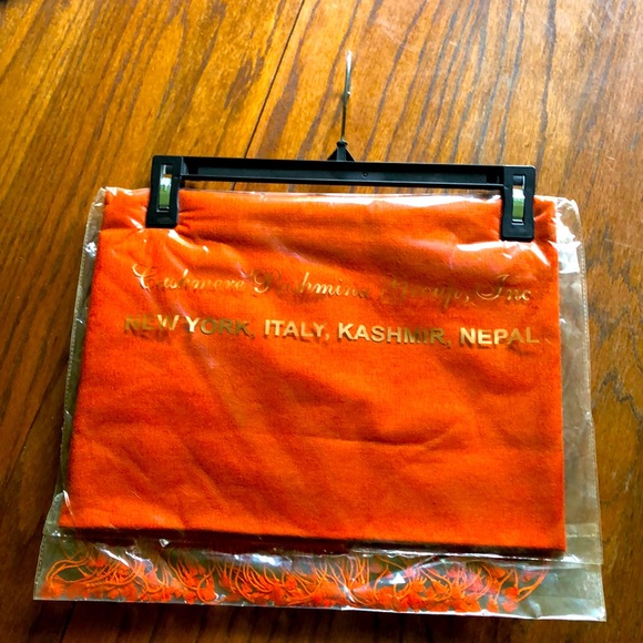 cashmere pashmina group inc Accessories - Cashmere Pashmina Group, Inc women’s Shawl